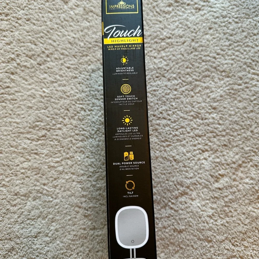 Impressions Touch Highlight makeup mirror